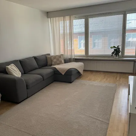 Center Apartment *